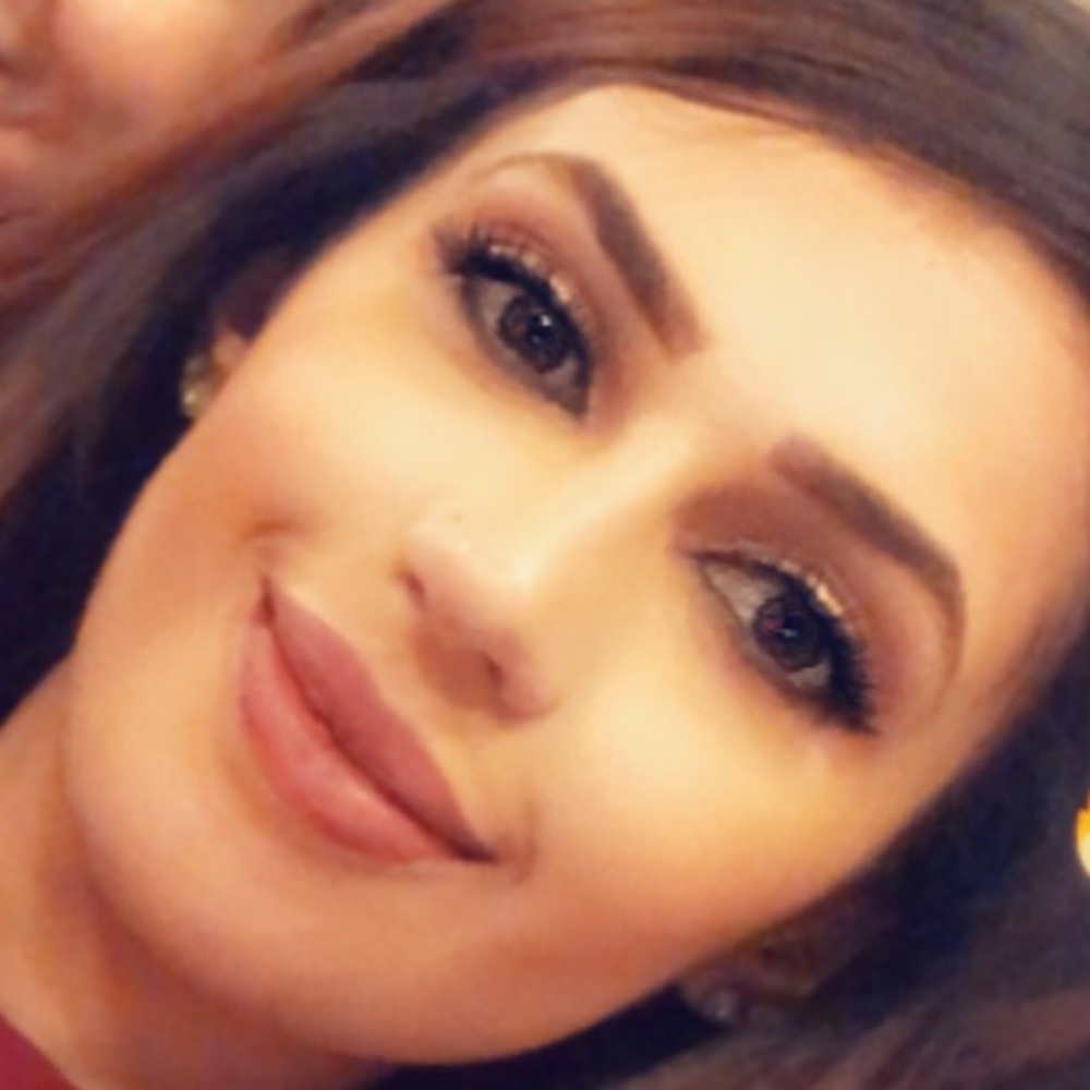 Meet your Posher, Amna
